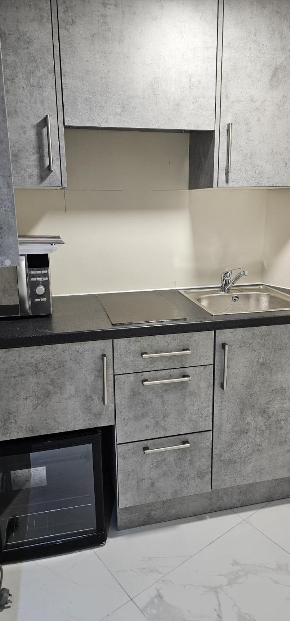 Cozy Studio Near To Tube Station Redbridge Екстер'єр фото